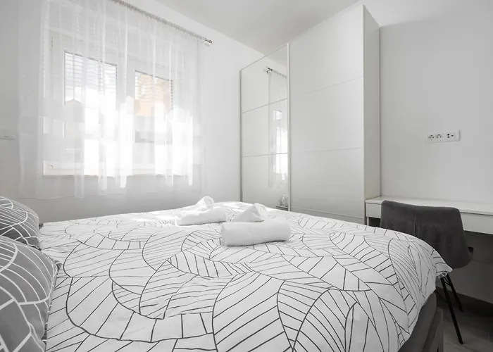 Apartment Bura *